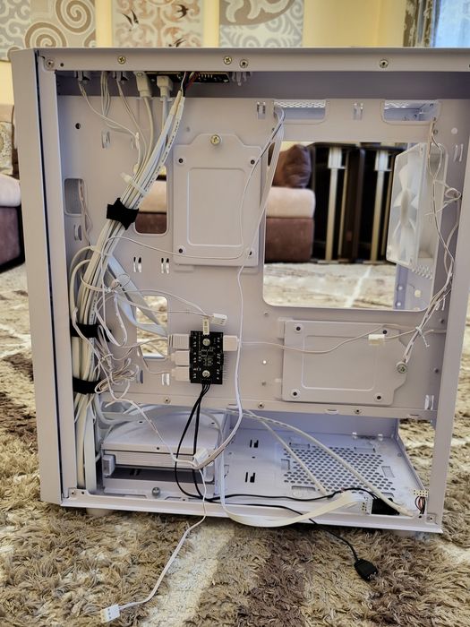 Корпус Cougar Uniface MINI rgb white белый