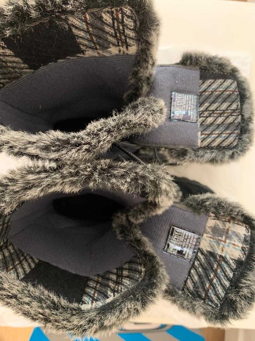 Cizme dama Skechers (snow boots) piele naturala marime 37.5 (24.5 cm)