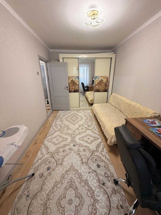 3 комнатная квартира в 11 Микрорайоне