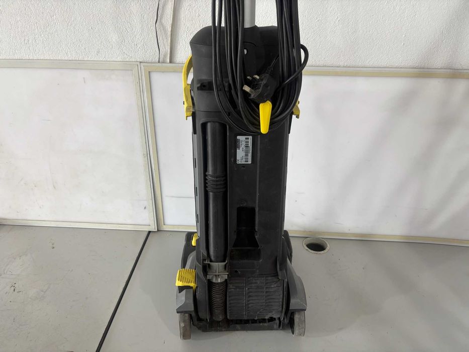 Подопочистващ автомат - Karcher BR 30/4 C