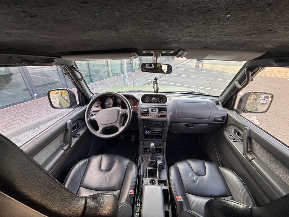 Mitsubishi Pajero mk2 3.0 V6