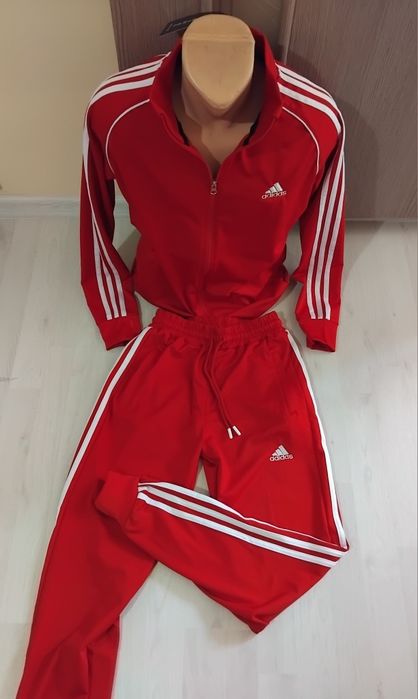 Nou! Treninguri dama și bărbați Nike si Adidas.