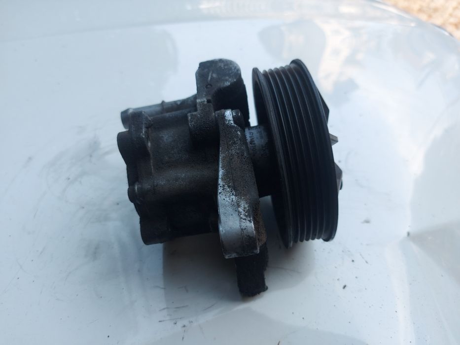 Хидравлична помпа БМв Е90 Е91 / BMW E90 E91