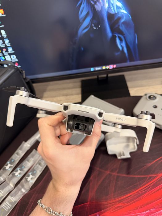Dji mini 2 fly more combo