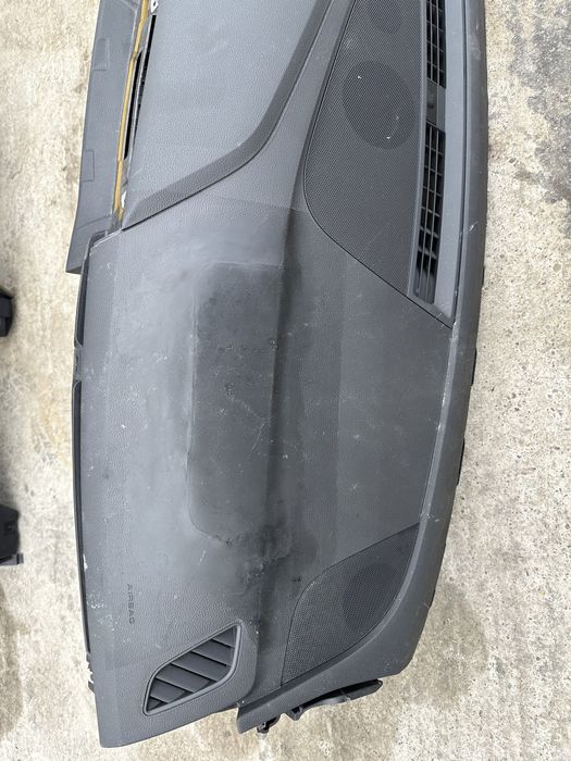 Plansa bord Audi A4 B9, A5 8W F5 B9, Declansata / Sparta