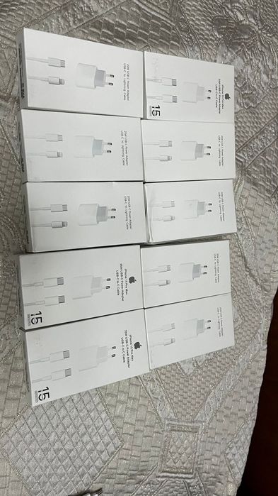 Зарядки на айфон