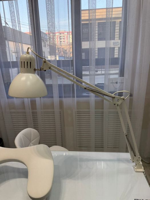 Лампа настольная