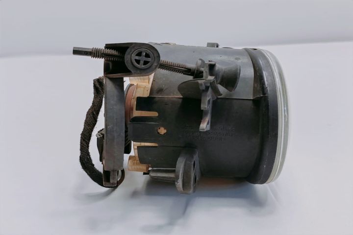 Far Ceata  proiector stanga A2518200756 Mercedes-Benz B-Class W245 se