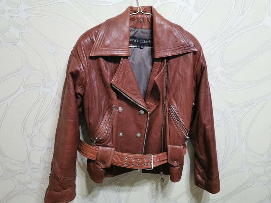 Верхняя женская одежда