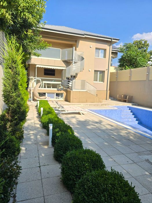 Vila cu piscina Tulcea