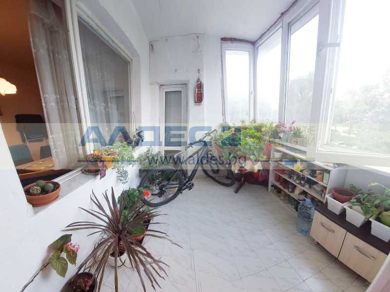 Продава се Тристаен апартамент в София, Люлин 9 - 115 кв.м за 1522 €/кв.м - Снимка #4