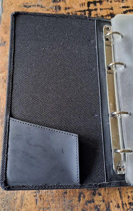 визитник за бюро черен с метална плочка за 160 визитки и други