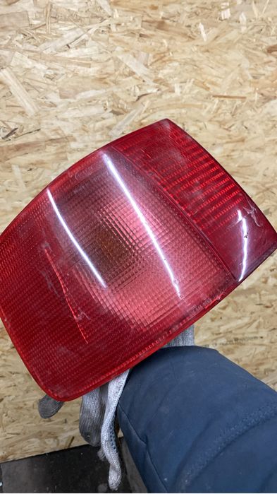 Задний фонарь ауди