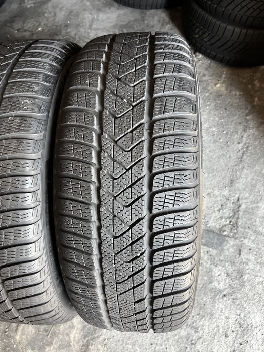 4 anvelope iarna 225/45/19 , Pirelli , RunFlat , 6-6.7 mm !