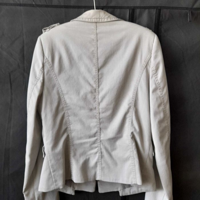 Дамски  костюм на Кенсол