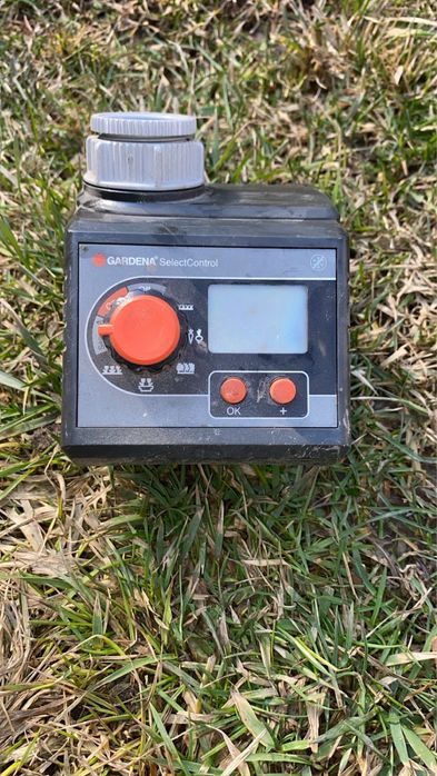 Контроллер полива Gardena SelectControl.