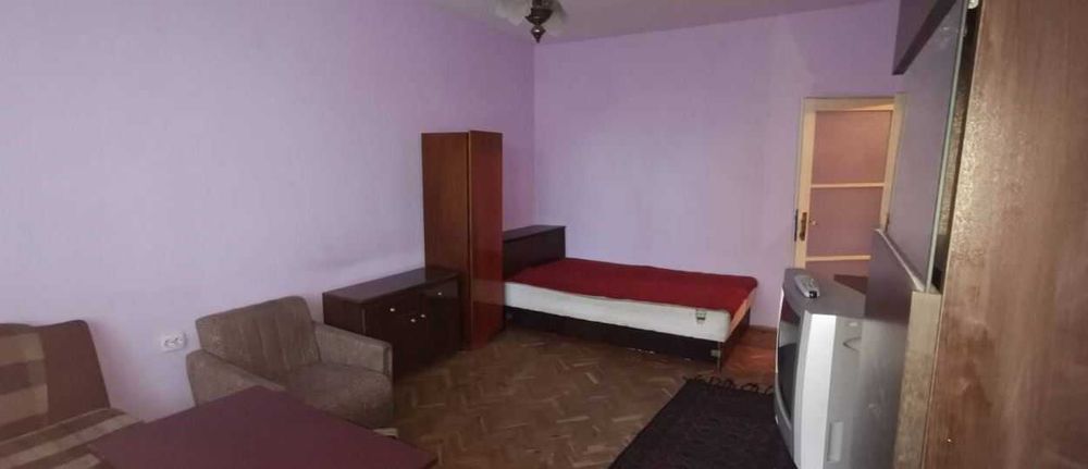 Дава се под наем Двустаен апартамент в Бургас, Лазур - 45 кв.м за 145 € - Снимка #8