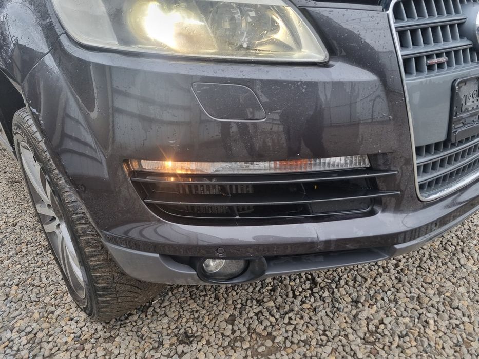 Предна броня AUDI Q7 2005 - 2009 ЧЕРНА (1462) Диз