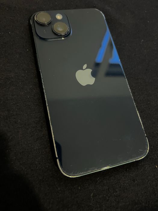 iPhone 14 baterie 100%