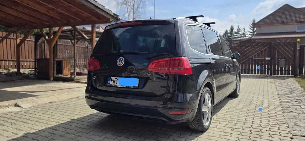 Volkswagen Sharan 2.0 minivan DSG 7 locuri 184 cp