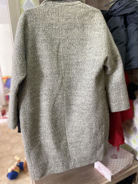 Продам пальто осень/весна б/у