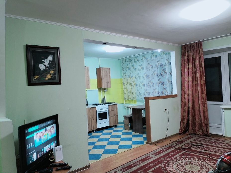 Посуточно квартира Казына торговый дом, Автовокзал центральный