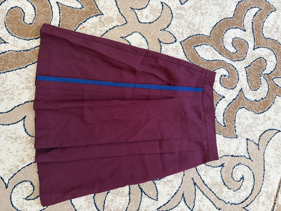 Продам юбку новую