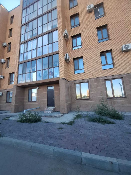 Продам помещение под комерцию