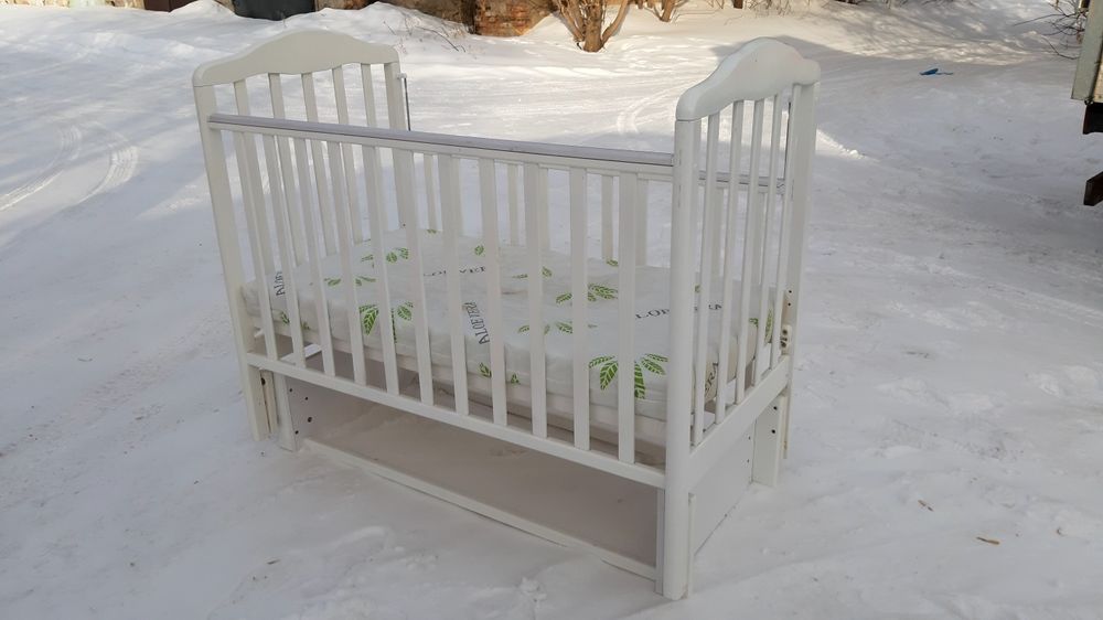 Кроватка детская