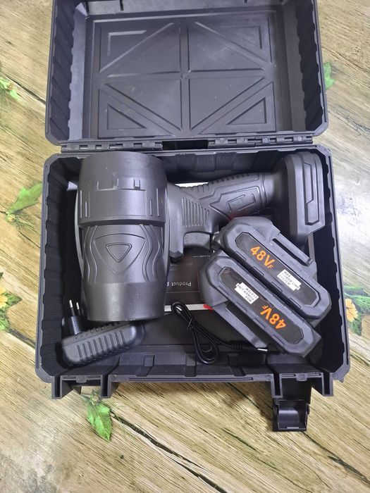 Suflantă de Aer Portabilă cu 2 Acumulatori 48V