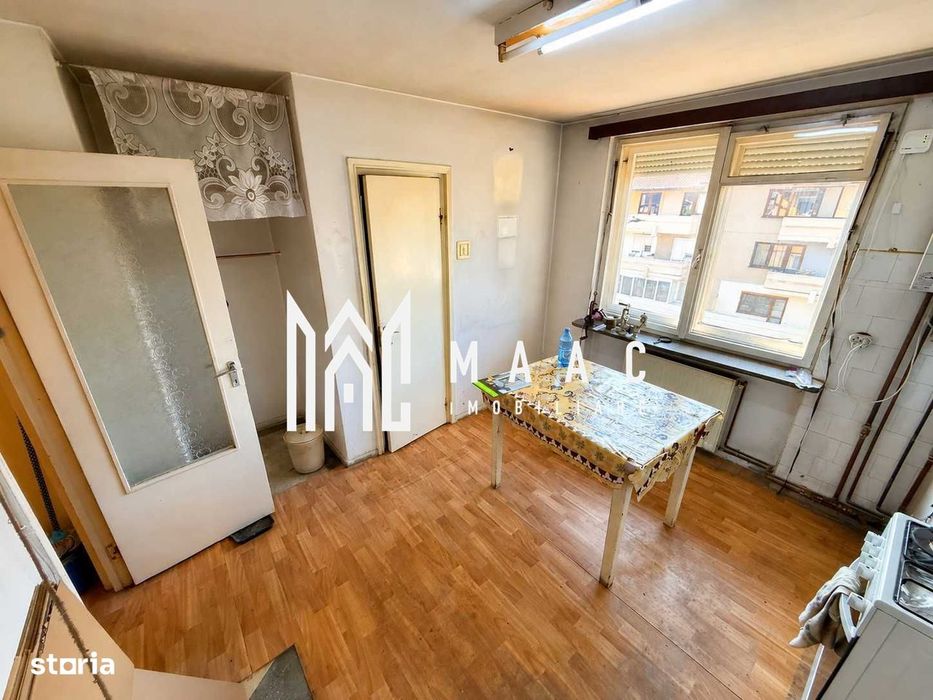 Apartament de vânzare Sibiu 3 camere | Ștrand | Garaj | boxă