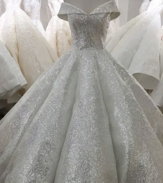 Свадебное платье пышное