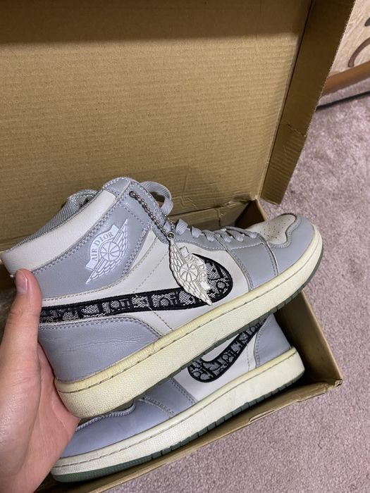 кроссы в отличном состоянии