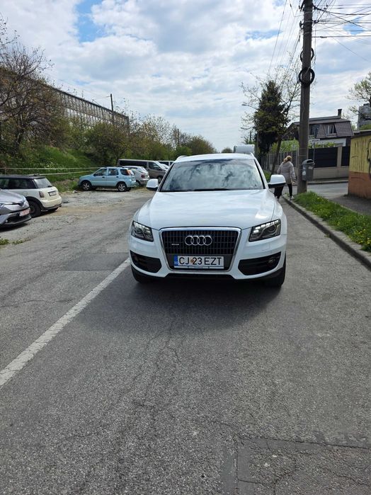 Vând Audi q5 an.2011