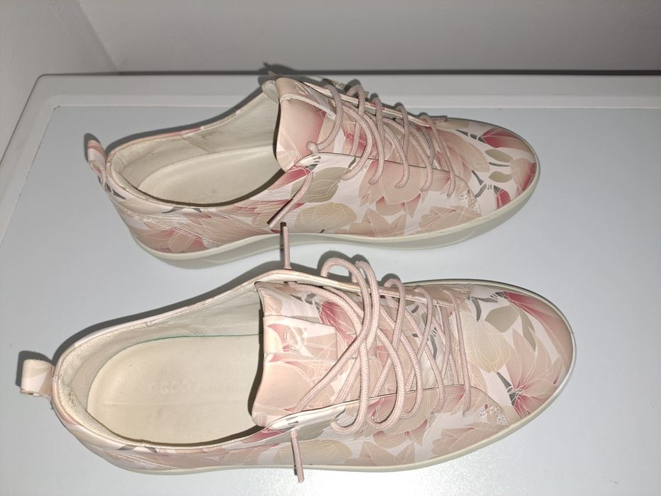 ECCO incaltaminte din piele