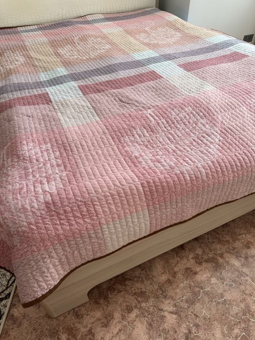 Продам 2-х спальнюю кровать