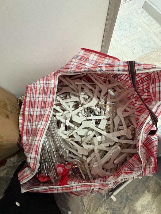 Вешелка оптом бар