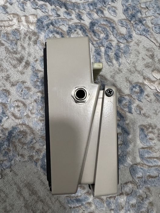 Boss equalizer ge7 sotiladi ideal