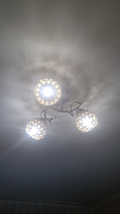 Люстры 3х рожковые