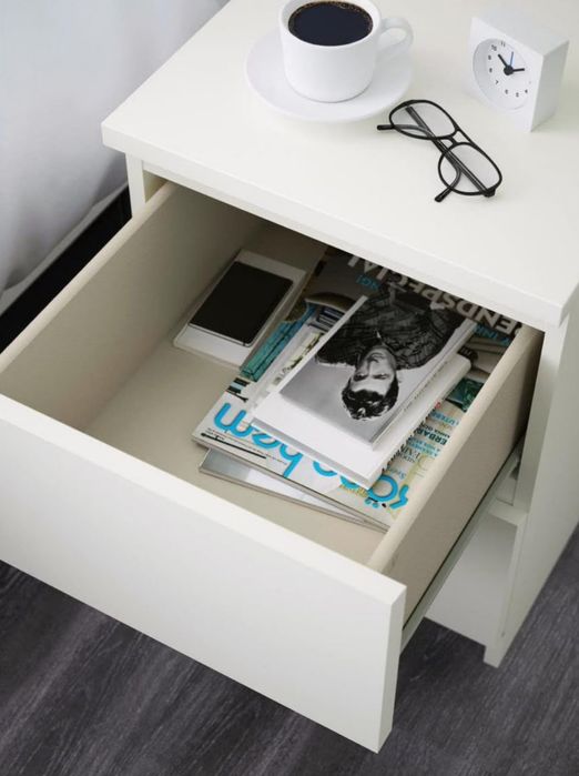 Нощно бяло шкафче Vicco 6029