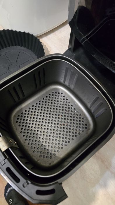 Friteuza/Air Fryer Hisense