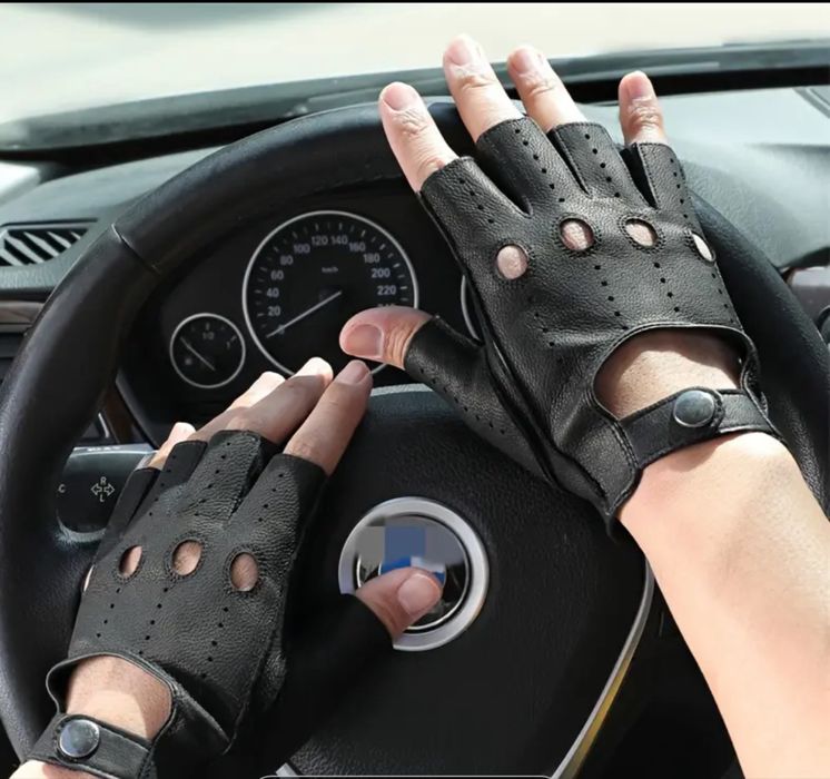 Manusi condus , manusi sofat , manusi piele pentru dama