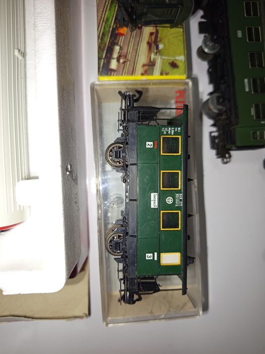 Vagoane călători HO Piko Lima Trix Fleischmann trenulețe diorama pik