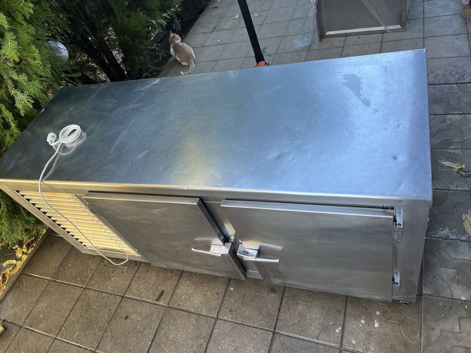 Хладилна маса хладилна