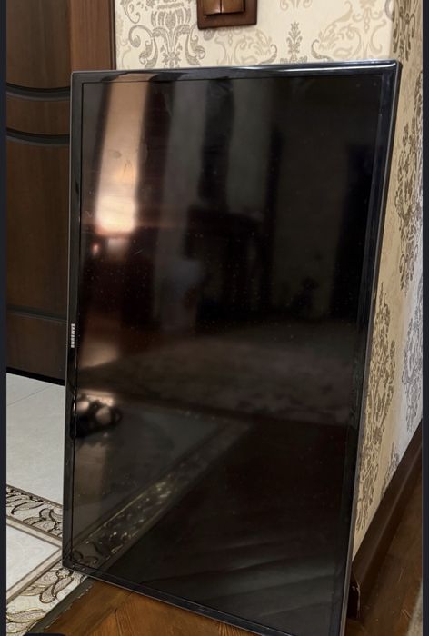 Телевизор Samsung 32