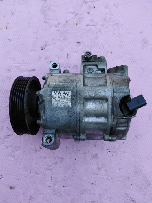 Compresor climă ac VW golf seat skoda  passat cod 1K0 820 803 N 400 LEI
