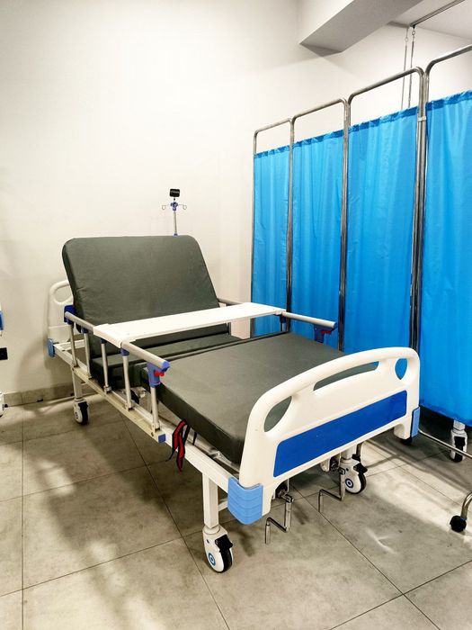 Качественная медицинская кровать 2-х функциональная ID-CS-09