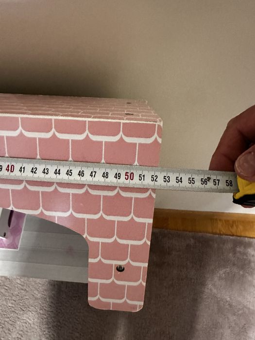 Дървена къща за кукли