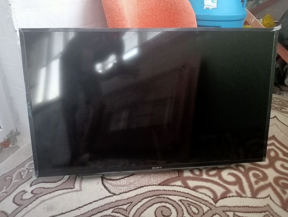 Продам Телевизор SONY