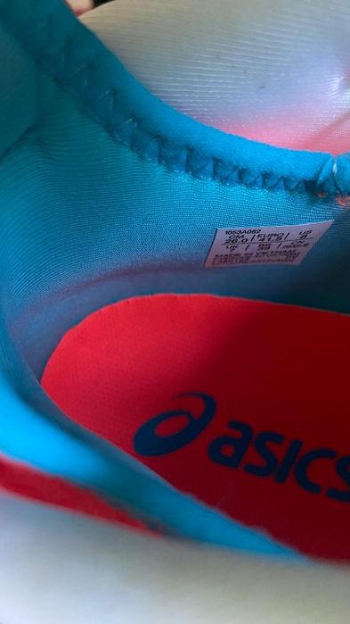 Продам новый Asics metarais оригинал